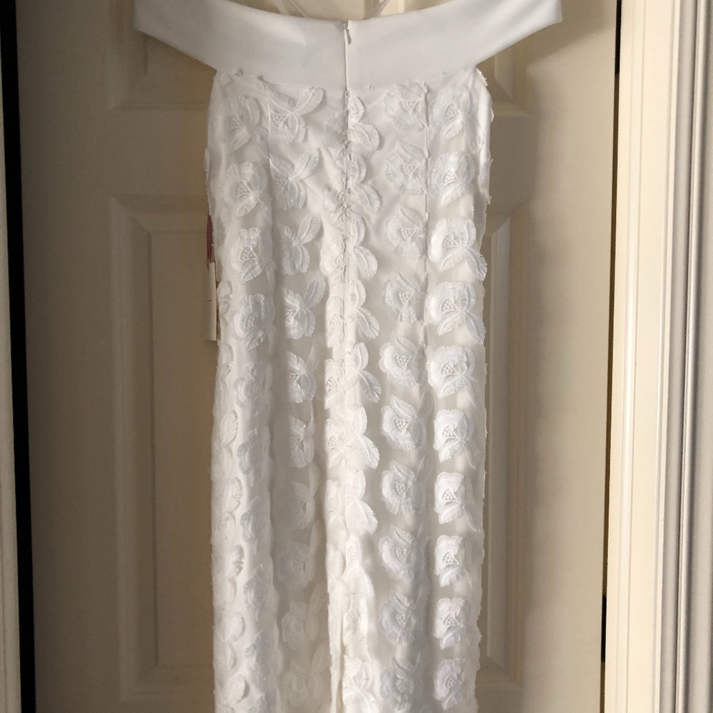 Dress - Picture 3 of 6
